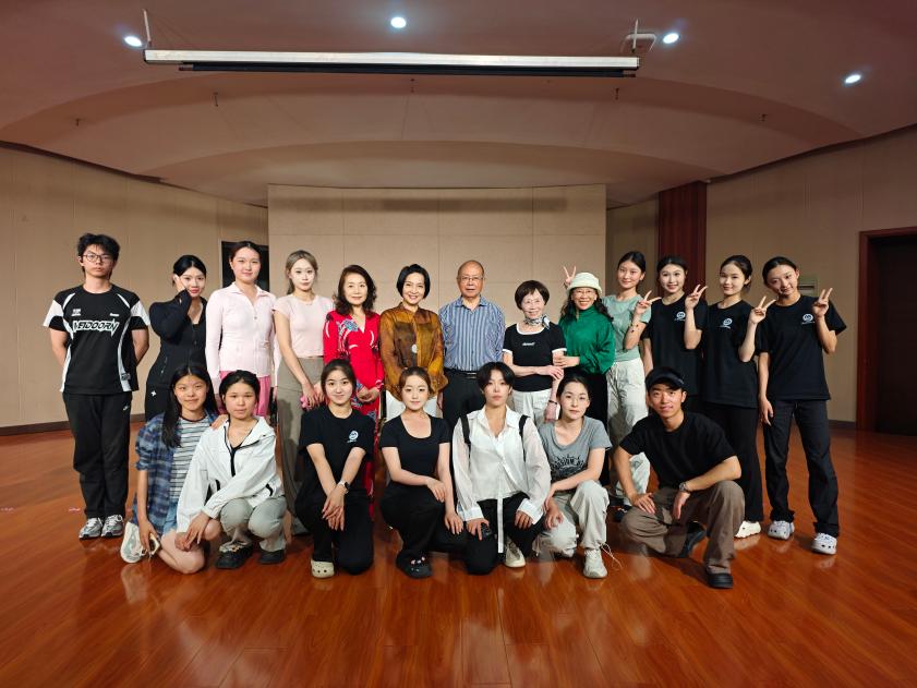 说明: c37f0562fece5c829653452653b44f60